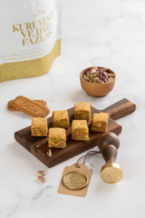 حلقوم بقلاوة باللوتس 500Gr