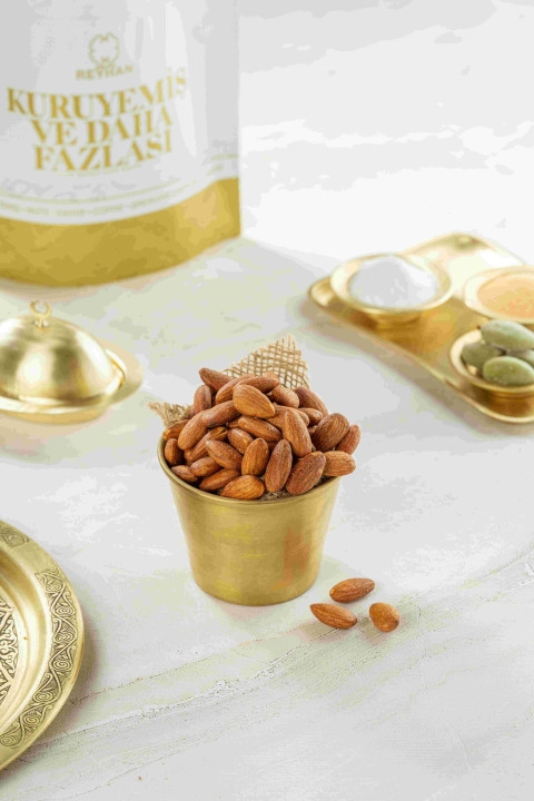 لوز مدخن 1 kg