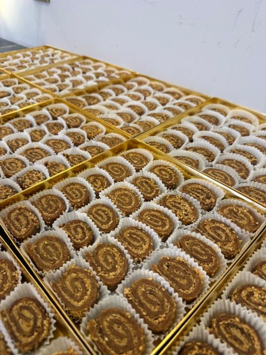 تمرية بالسمسم والطحينة 24 قطعة