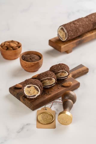 حلقوم بالتراميسو واللوز 500 Gr