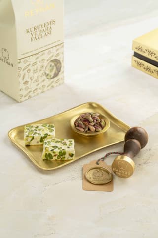 نوغا بالفستق 500 gr