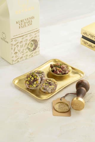 راحة بالفستق لوكس 500 gr